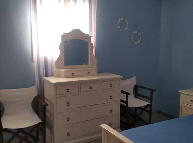 Myconian Apartament *